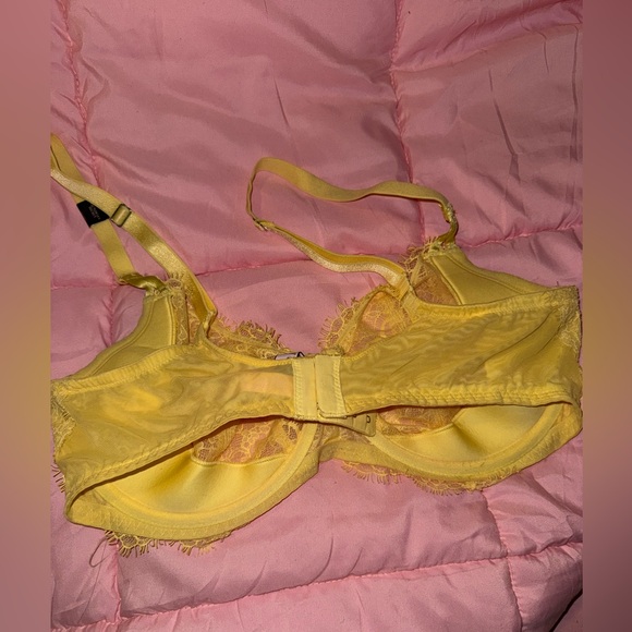 Victoria Secret - Dream Angel Bra 38DD - Picture 5 of 9